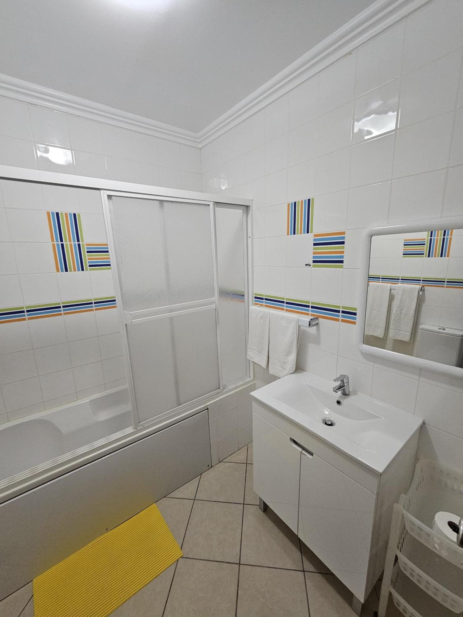 פארו Hotel Adelaide מראה חיצוני תמונה